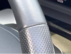 Ａ３セダン ３０ＴＦＳＩ Ｓラインの中古車画像