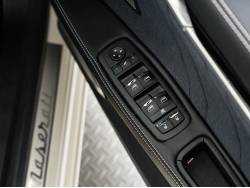 ギブリ グランルッソの中古車画像