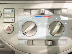 ポルテ １５０ｉ ＨＩＤセレクションの中古車画像