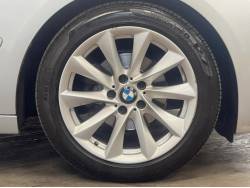 ３シリーズ ３２０ｉグランツーリスモ モダンの中古車画像