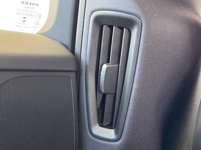 ボルボ Ｓ６０ Ｂ５ Ｒデザイン 0.9万Km (大阪府)[766]の中古車詳細