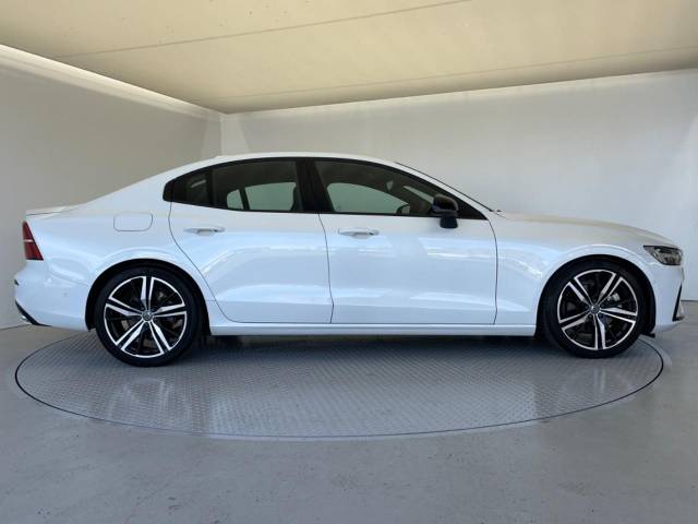 ボルボ Ｓ６０ Ｂ５ Ｒデザイン 0.9万Km (大阪府)[766]の中古車詳細