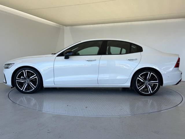 ボルボ Ｓ６０ Ｂ５ Ｒデザイン 0.9万Km (大阪府)[766]の中古車詳細