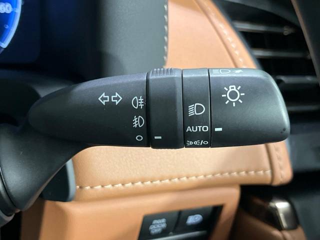 トヨタ ヴェルファイアハイブリッド ハイブリッドＺ プレミア 1.9万Km 762.9万円(秋田県)[210]の中古車詳細