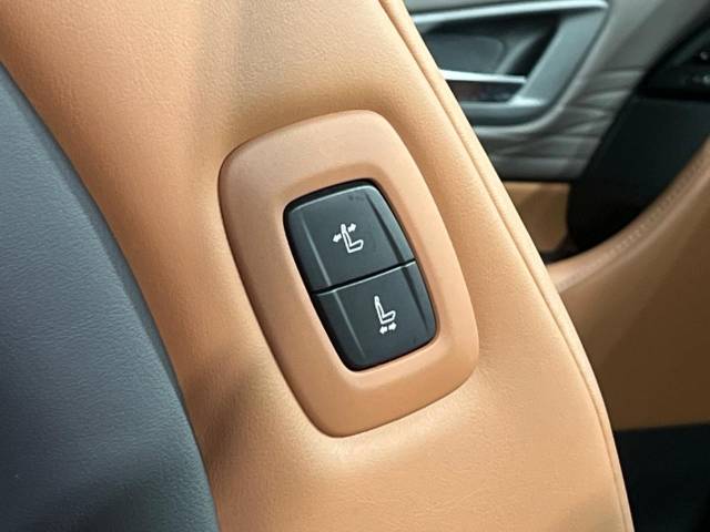 トヨタ ヴェルファイアハイブリッド ハイブリッドＺ プレミア 1.9万Km 762.9万円(秋田県)[210]の中古車詳細