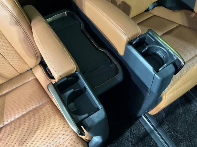 トヨタ ヴェルファイアハイブリッド ハイブリッドＺ プレミア 1.9万Km 762.9万円(秋田県)[210]の中古車詳細