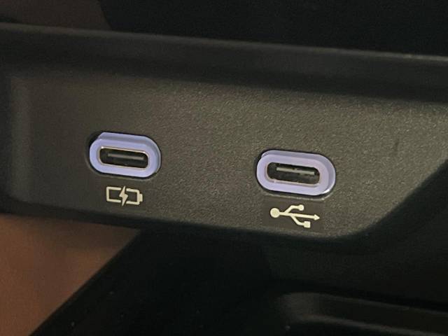 トヨタ ヴェルファイアハイブリッド ハイブリッドＺ プレミア 1.9万Km 762.9万円(秋田県)[210]の中古車詳細