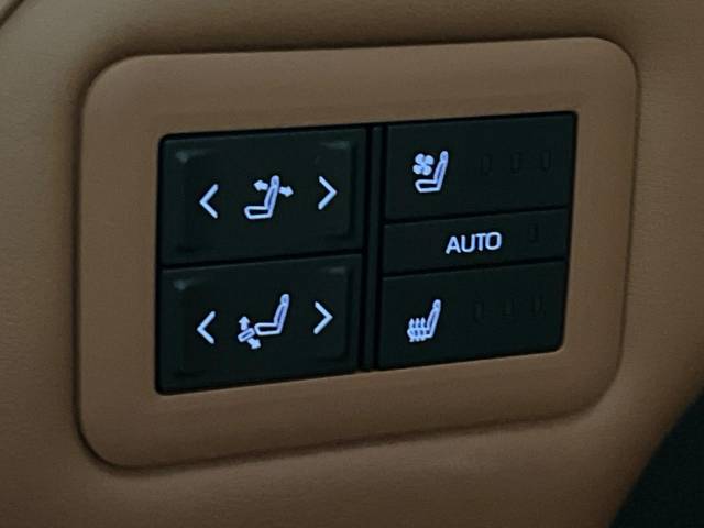 トヨタ ヴェルファイアハイブリッド ハイブリッドＺ プレミア 1.9万Km 762.9万円(秋田県)[210]の中古車詳細