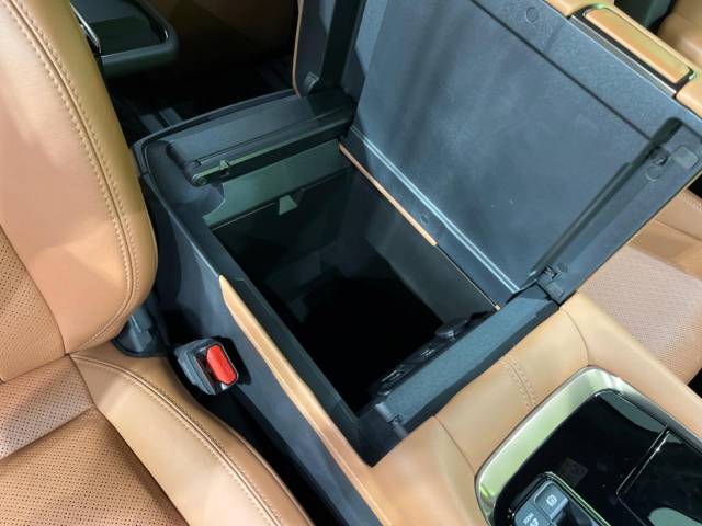 トヨタ ヴェルファイアハイブリッド ハイブリッドＺ プレミア 1.9万Km 762.9万円(秋田県)[210]の中古車詳細