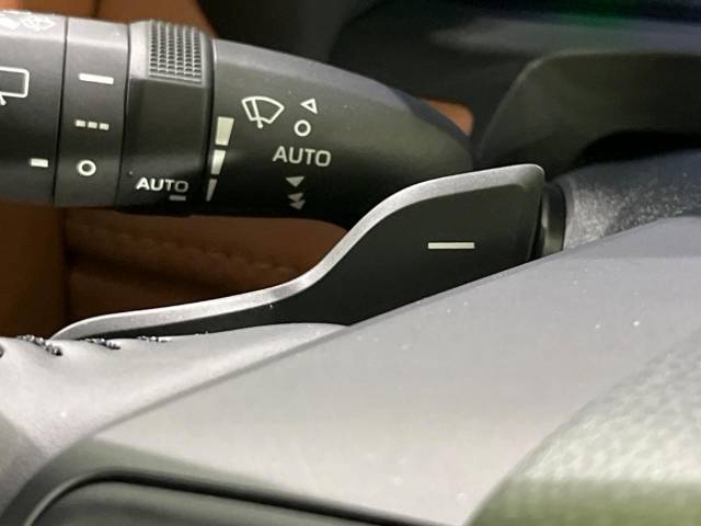 トヨタ ヴェルファイアハイブリッド ハイブリッドＺ プレミア 1.9万Km 762.9万円(秋田県)[210]の中古車詳細