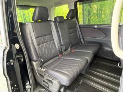 セレナ Ｇの中古車画像