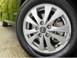 セレナ Ｇの中古車画像