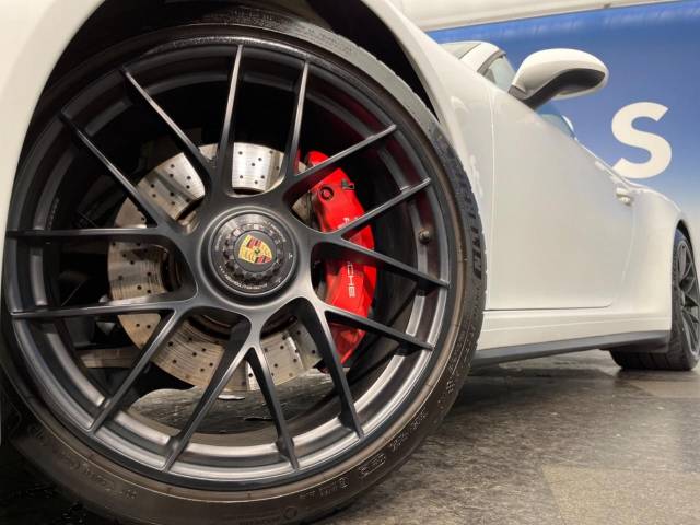 ポルシェ ９１１ ９１１カレラＧＴＳ カブリオレ 2.5万Km 1,604.9万円(埼玉県)[821]の中古車詳細