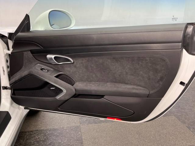 ポルシェ ９１１ ９１１カレラＧＴＳ カブリオレ 2.5万Km 1,604.9万円(埼玉県)[821]の中古車詳細