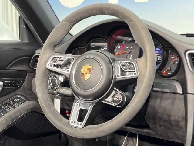 ポルシェ ９１１ ９１１カレラＧＴＳ カブリオレ 2.5万Km 1,604.9万円(埼玉県)[821]の中古車詳細