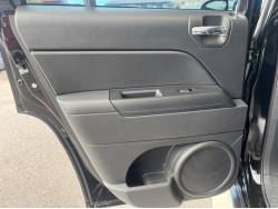 ジープ・コンパス アルティテュード スポーツの中古車画像