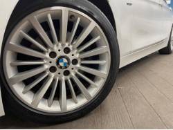 ３シリーズ ３２８ｉラグジュアリーの中古車画像