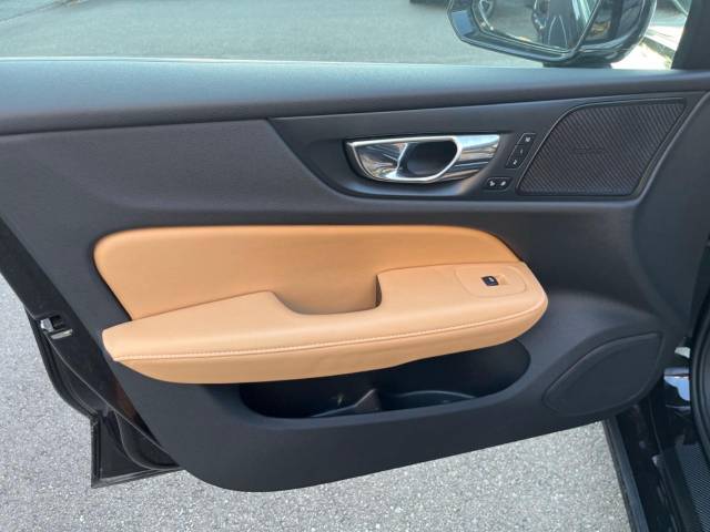 ボルボ Ｖ６０ Ｔ５ インスクリプション 4.1万Km (神奈川県)[355]の中古車詳細