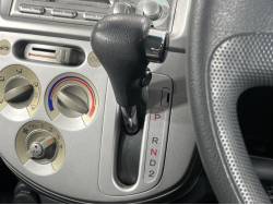 ライフ ディーバの中古車画像