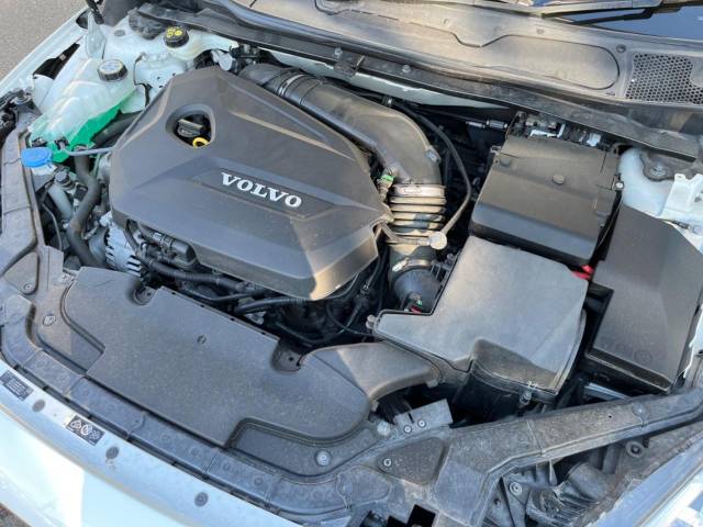ボルボ Ｖ４０ Ｔ４ ＳＥ 3.2万Km (神奈川県)[778]の中古車詳細