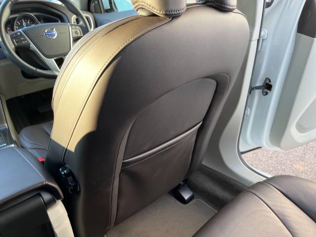 ボルボ Ｖ４０ Ｔ４ ＳＥ 3.2万Km (神奈川県)[778]の中古車詳細