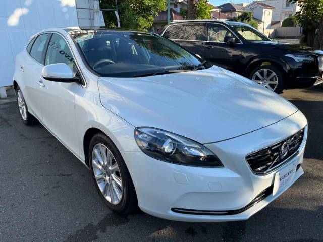 ボルボ Ｖ４０ Ｔ４ ＳＥ 3.2万Km (神奈川県)[778]の中古車詳細