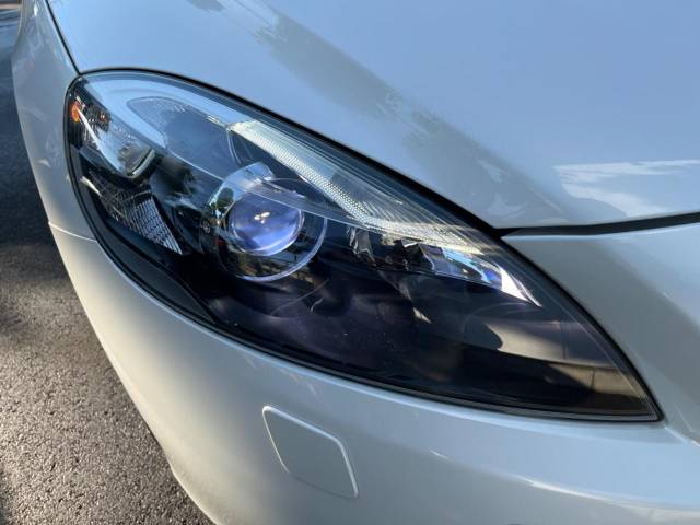 ボルボ Ｖ４０ Ｔ４ ＳＥ 3.2万Km (神奈川県)[778]の中古車詳細