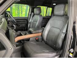 ディフェンダー １１０Ｘ Ｄ３００ エアサスペンション装着車の中古車画像