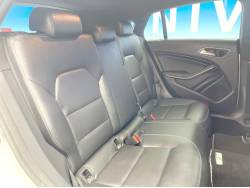 ＣＬＡクラス シューティングブレーク ＣＬＡ２２０ ４マチック シューティングブレークの中古車画像