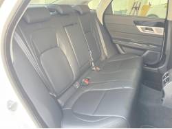 ＸＦ ＸＦ ピュアの中古車画像