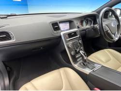 Ｓ６０ Ｔ４ ラグジュアリーエディションの中古車画像