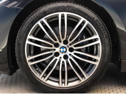 ５シリーズ ５３０ｉツーリング Ｍスポーツの中古車画像