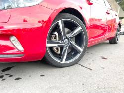 Ｖ４０ Ｔ５ Ｒデザインの中古車画像