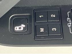 ディフェンダー １１０Ｘ－ダイナミックＨＳＥ Ｄ３００ コイルサスペンション装着車の中古車画像