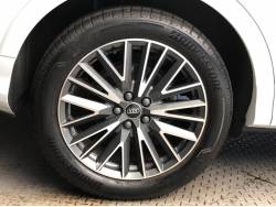 Ｑ３スポーツバック ３５ＴＦＳＩ Ｓラインの中古車画像