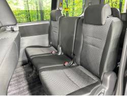 ノア Ｓの中古車画像