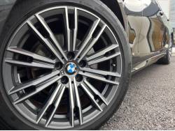 ３シリーズ ３２０ｉツーリング Ｍスポーツの中古車画像