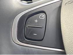 キャプチャー インテンスの中古車画像