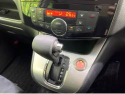 ランディ ２．０Ｘの中古車画像