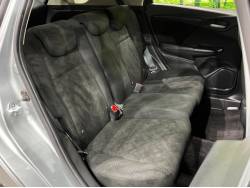 シャトル ハイブリッドの中古車画像