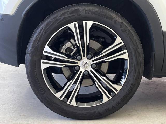 ボルボ ＸＣ４０ Ｂ４ ＡＷＤ インスクリプション 3.9万Km (大阪府)[876]の中古車詳細