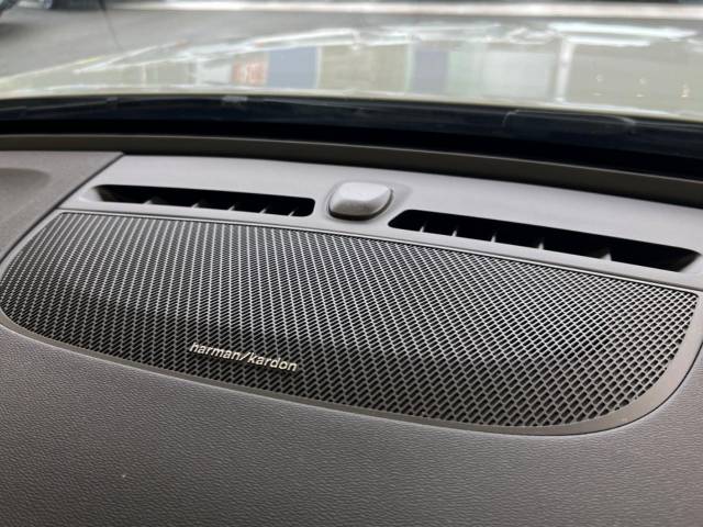 ボルボ ＸＣ４０ Ｂ４ ＡＷＤ インスクリプション 3.9万Km (大阪府)[876]の中古車詳細