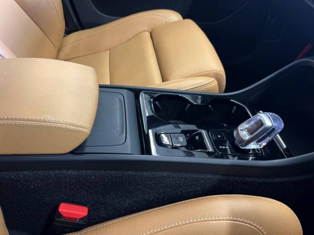 ボルボ ＸＣ４０ Ｂ４ ＡＷＤ インスクリプション 3.9万Km (大阪府)[876]の中古車詳細