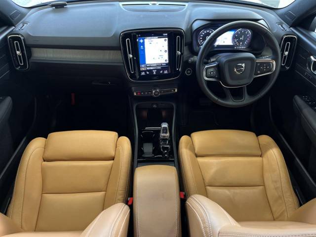 ボルボ ＸＣ４０ Ｂ４ ＡＷＤ インスクリプション 3.9万Km (大阪府)[876]の中古車詳細