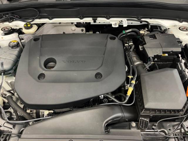 ボルボ ＸＣ４０ Ｂ４ ＡＷＤ インスクリプション 3.9万Km (大阪府)[876]の中古車詳細