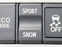 クラウン ロイヤルサルーンｉ－Ｆｏｕｒ スペシャルナビパッケージの中古車画像