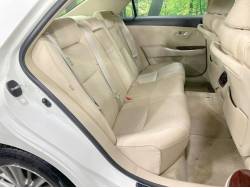 クラウン ロイヤルサルーンｉ－Ｆｏｕｒ スペシャルナビパッケージの中古車画像