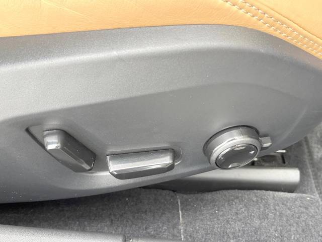 ボルボ Ｓ９０ Ｔ６ ＡＷＤ インスクリプション 1.8万Km (神奈川県)[723]の中古車詳細