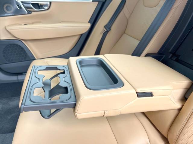 ボルボ Ｓ９０ Ｔ６ ＡＷＤ インスクリプション 1.8万Km (神奈川県)[723]の中古車詳細