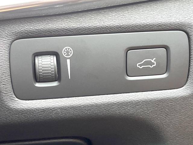 ボルボ Ｓ９０ Ｔ６ ＡＷＤ インスクリプション 1.8万Km (神奈川県)[723]の中古車詳細